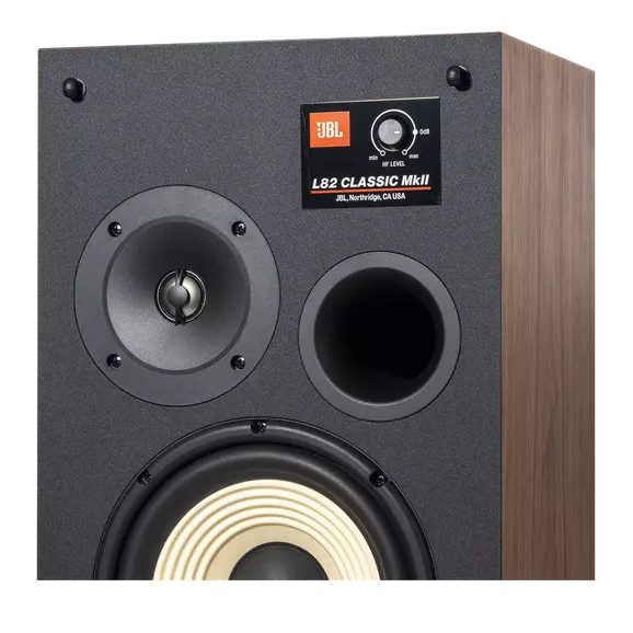 JBL L82 MKII