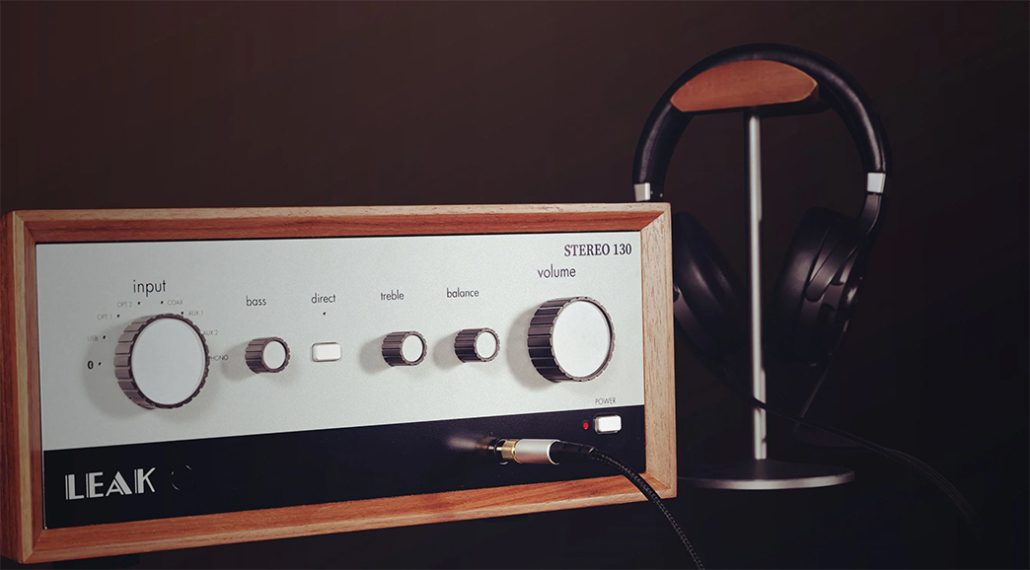 LEAK Stereo 130 Walnut