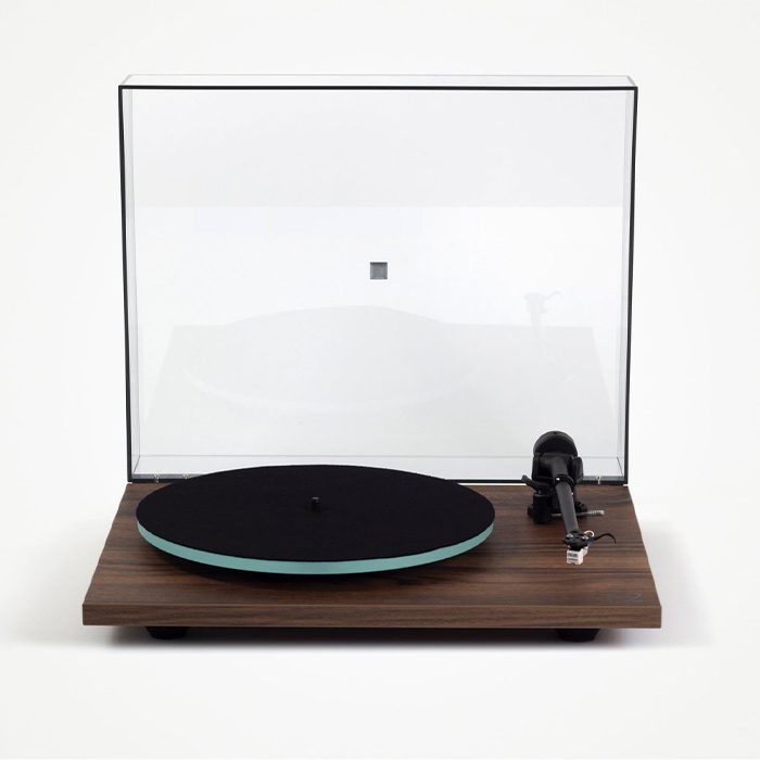 Rega Planar 2 ND3 walnut