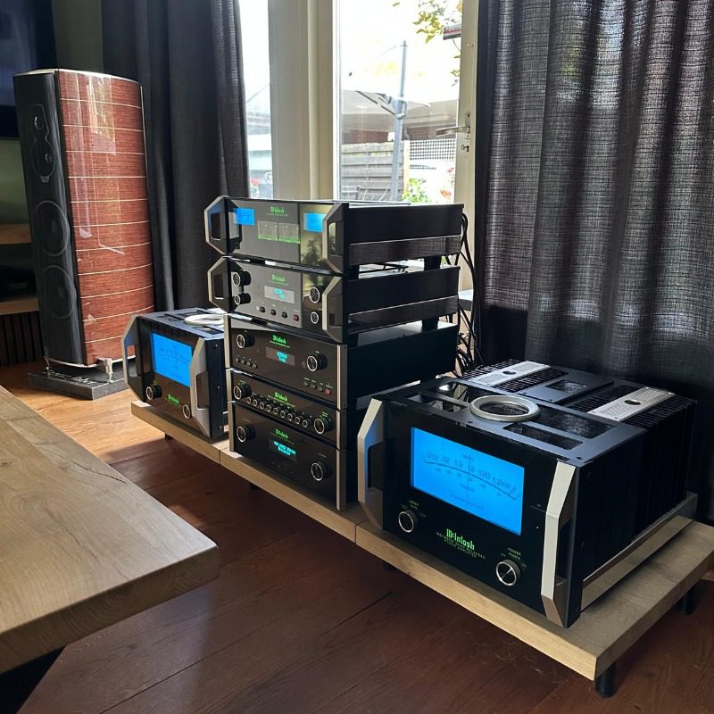 Symfonie in Blauw: McIntosh op z’n meest iconisch