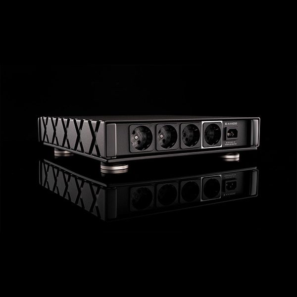 Axxess Power Distributor