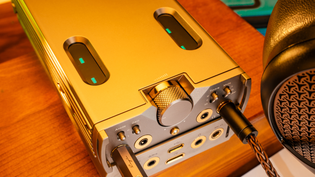Cayin C9ii Titanium Edition