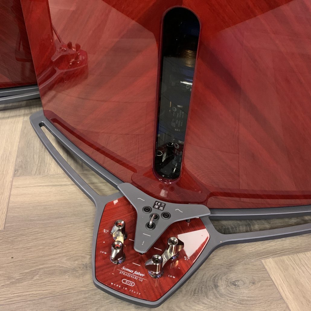 Sonus Faber - Stradivari G2 - Red (demo model)