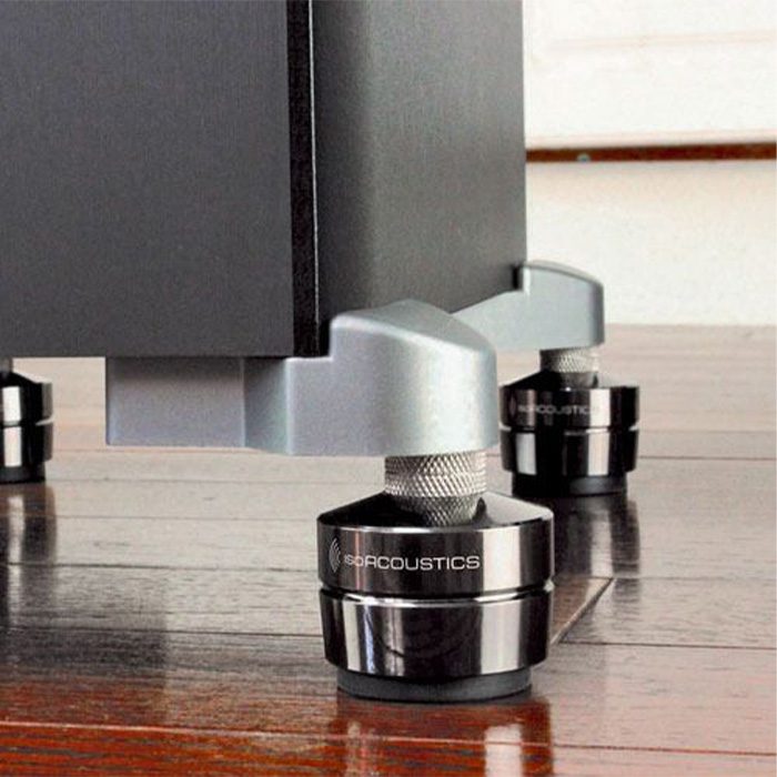 Isoacoustics Gaia III