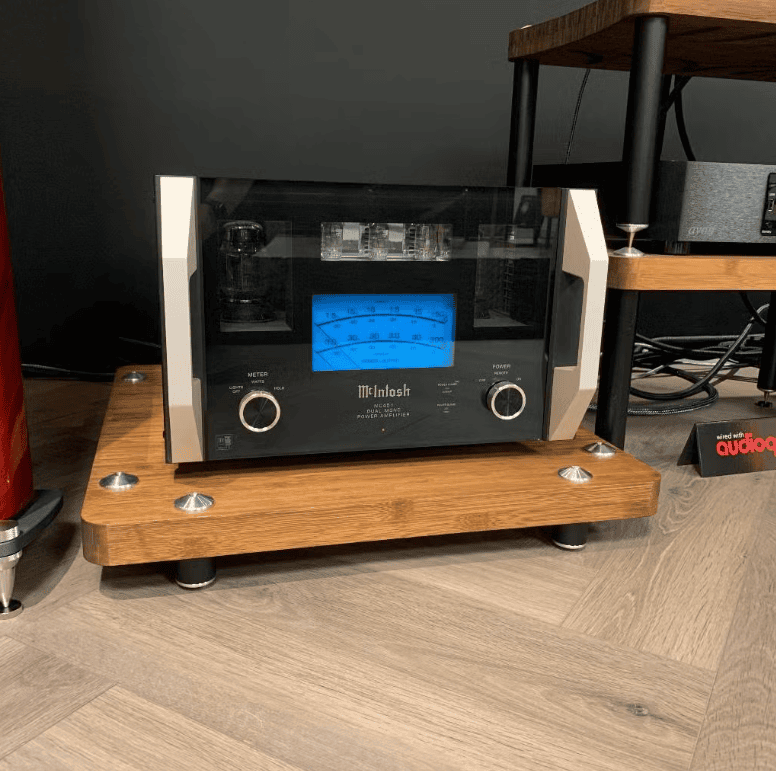 McIntosh MC451 hybride dual-mono eindversterkers