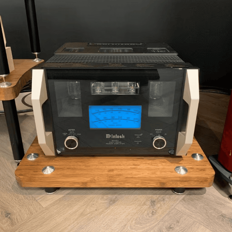 McIntosh MC451 hybride dual-mono eindversterkers