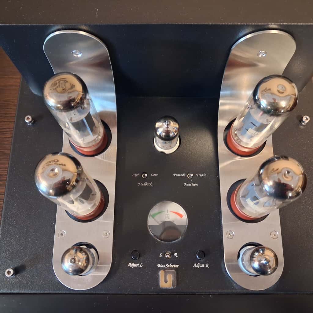 Unison Research Triode 25 buizenversterker zwart