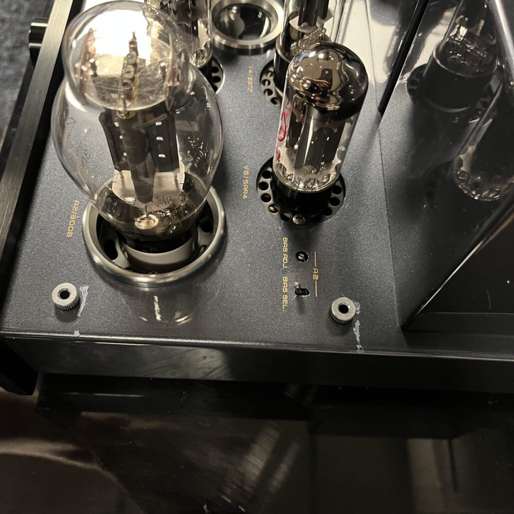 Cayin CS-300A zwart buizen versterker (demo)