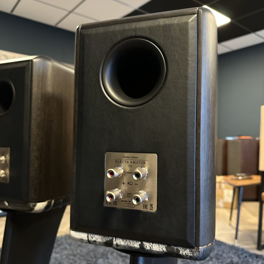 Sonus faber - Electa Amator III + Stands | 1 Jaar Garantie